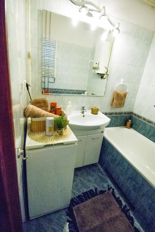 Color 24 Apartament V Lägenhet Stalowa Wola Exteriör bild