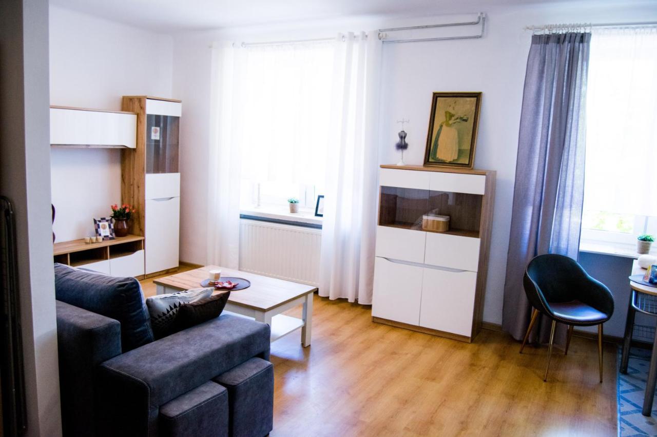 Color 24 Apartament V Lägenhet Stalowa Wola Exteriör bild